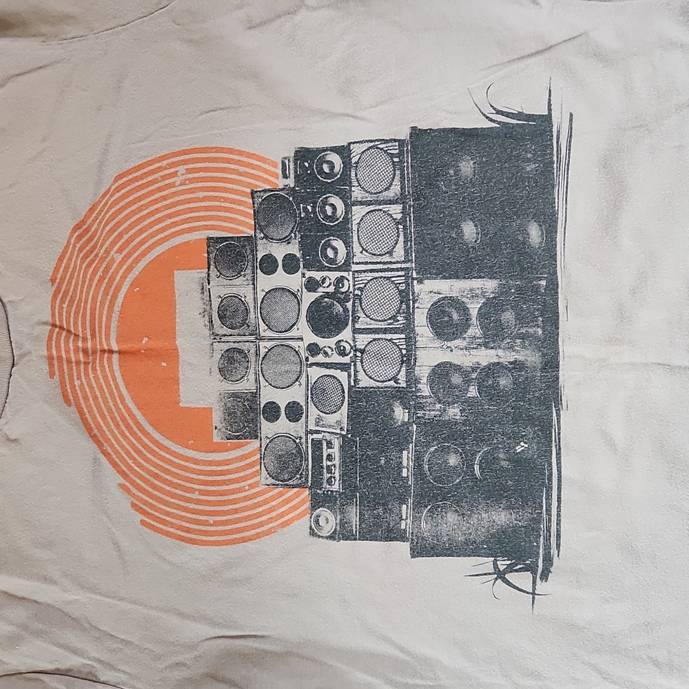 Old Navy • amp tee | M